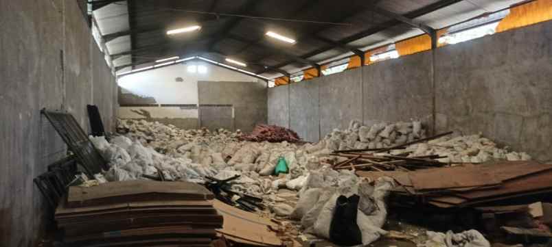 dijual ruko gudang kantor jl raya baureno kec