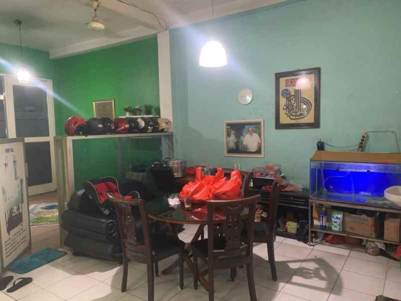 dijual ruko gudang kantor letjend soeprapto johar