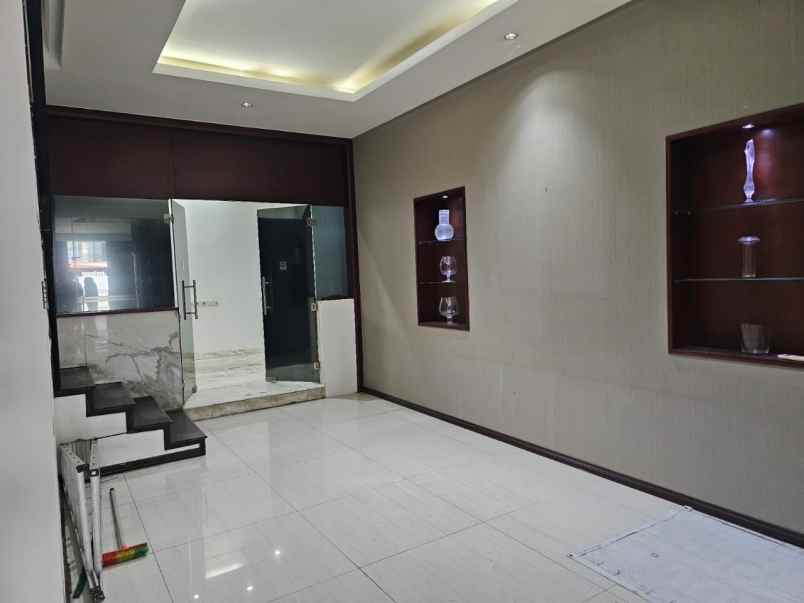 dijual ruko gudang kantor panglima polim