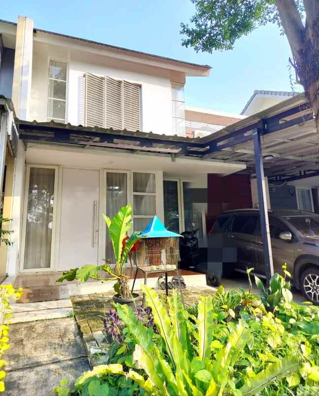 dijual rumah 1 5lantai di citra gran cibubur