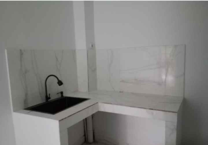 dijual rumah 2 lantai di depok 400 juta an