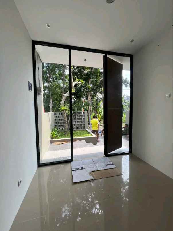 dijual rumah 500 meter jl kebon agung