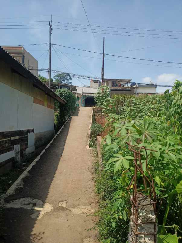 dijual rumah alamat kp gantungan desa