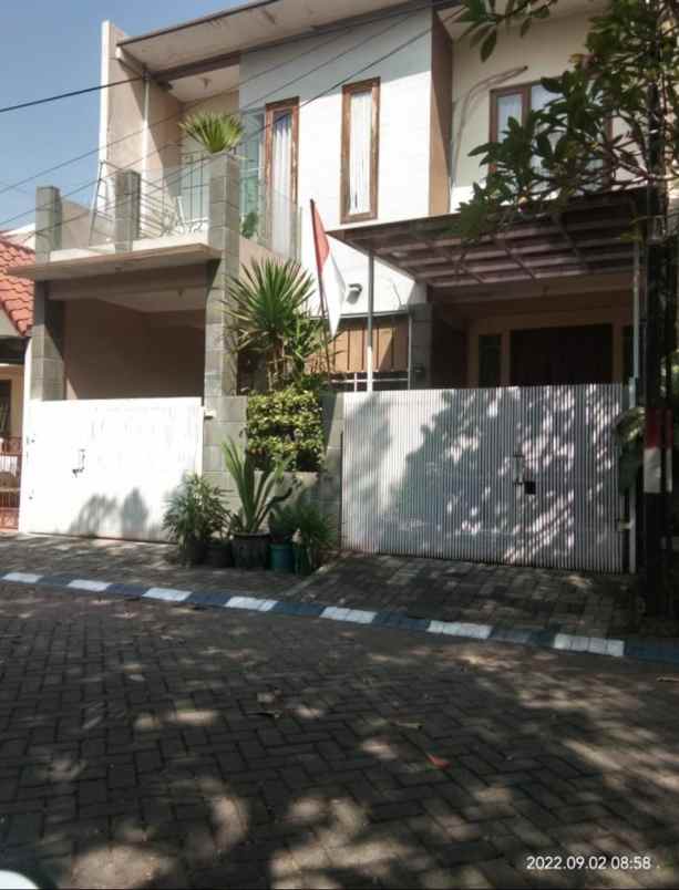 dijual rumah babatan pratama