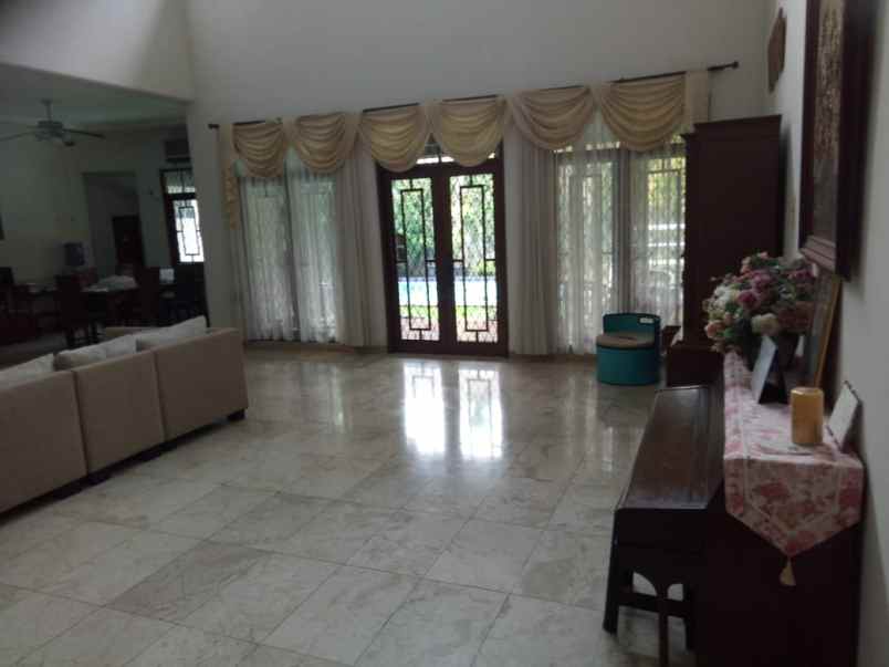 dijual rumah bagus di pondok labu jakarta selatan