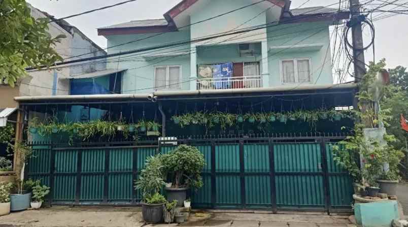 dijual rumah bambu apus kec cipayung