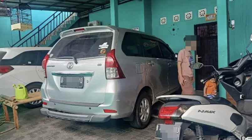 dijual rumah bambu apus kec cipayung