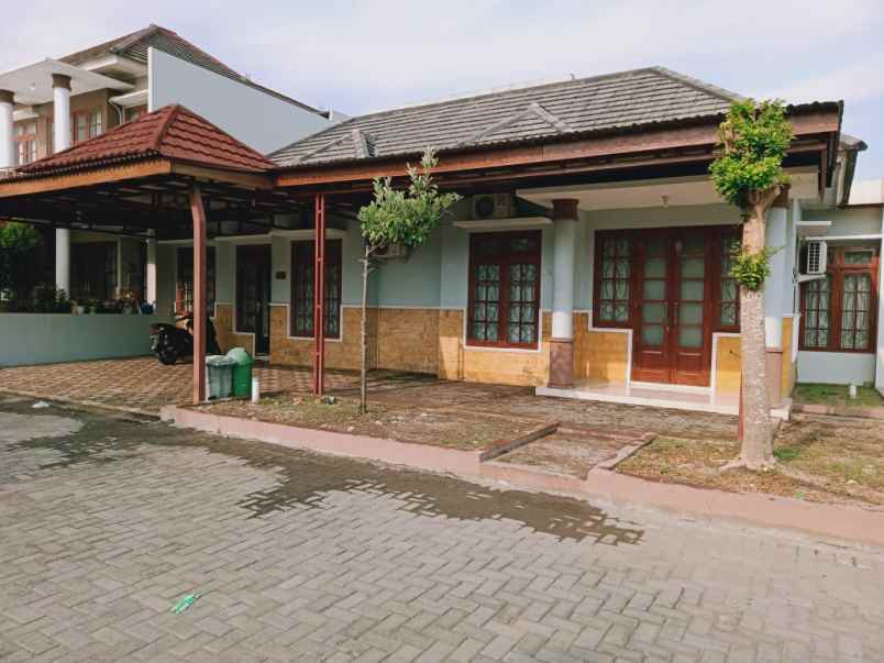 dijual rumah banguntapan bantul