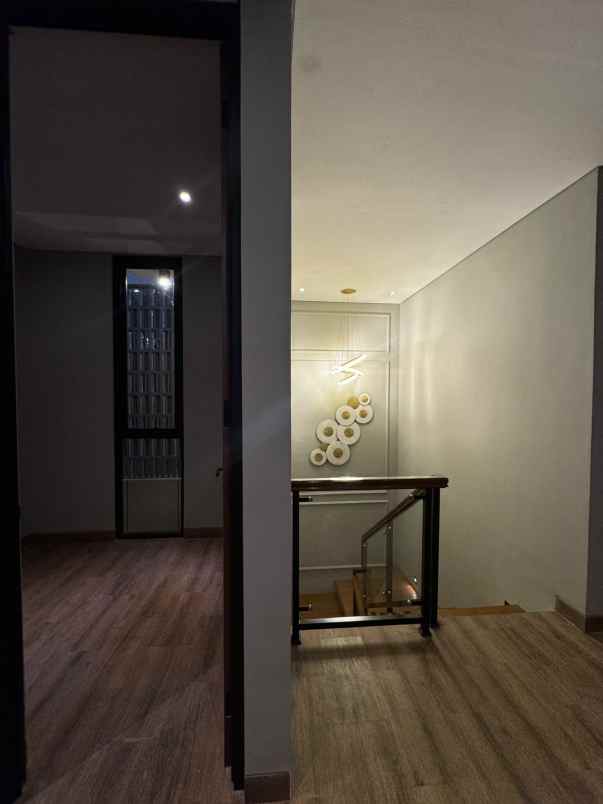 dijual rumah banjeng maguwoharjo