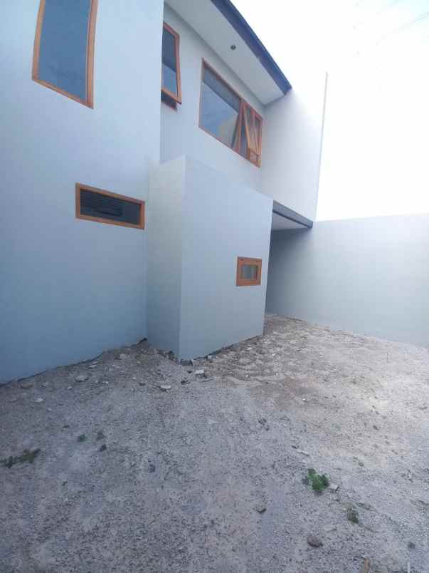 dijual rumah baru 2 lantai di margawangi kota bandung