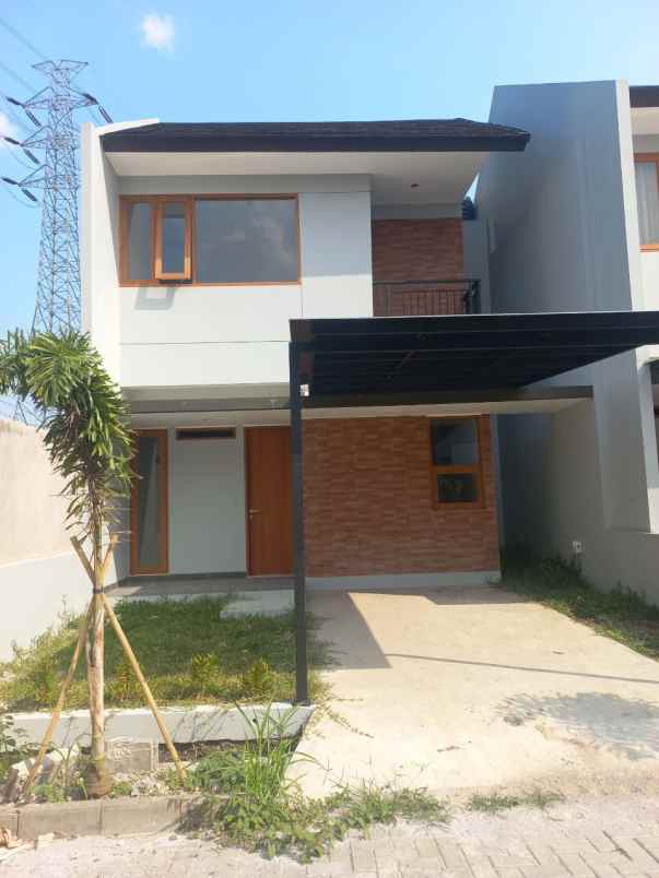 dijual rumah baru 2 lantai di margawangi kota bandung