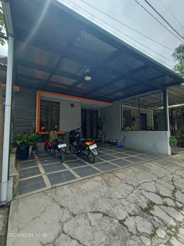 dijual rumah batununggal indah buahbatu