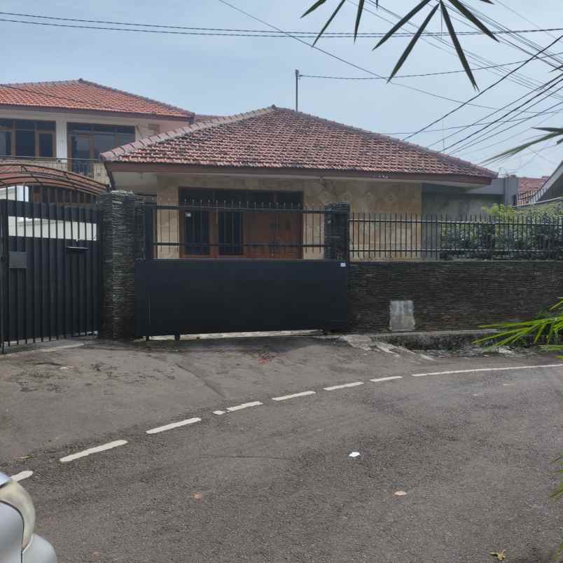 dijual rumah bendungan hilir tanah