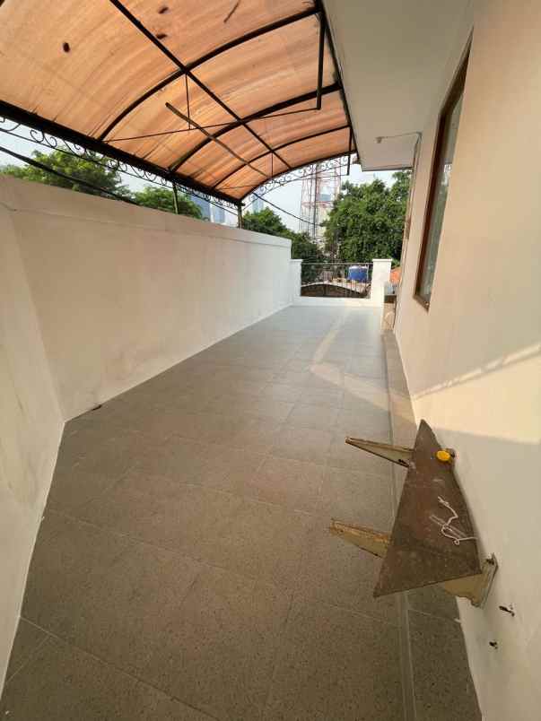 dijual rumah bendungan hilir tanah