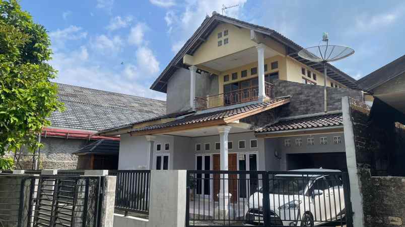 dijual rumah bojong