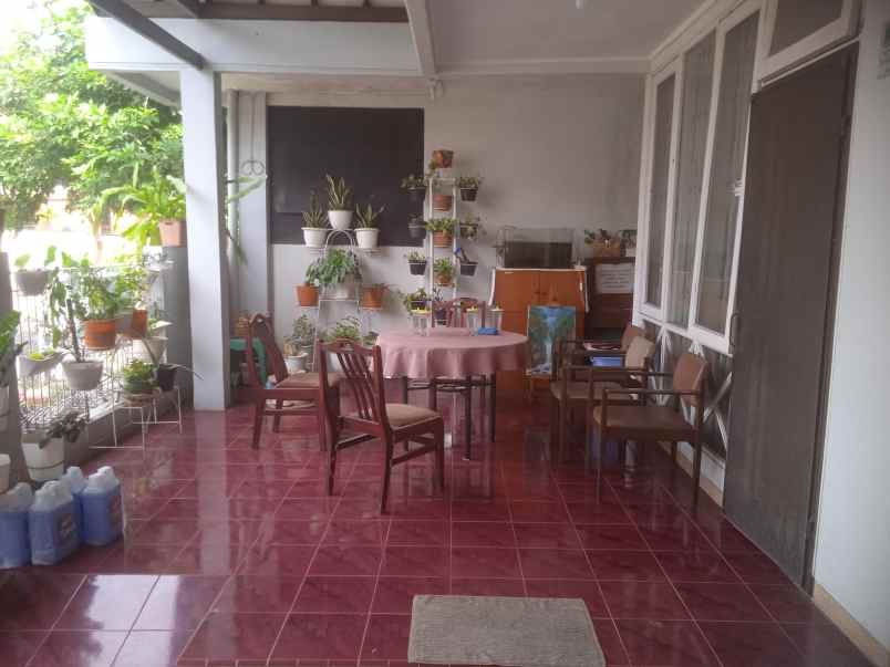 dijual rumah buana gardenia