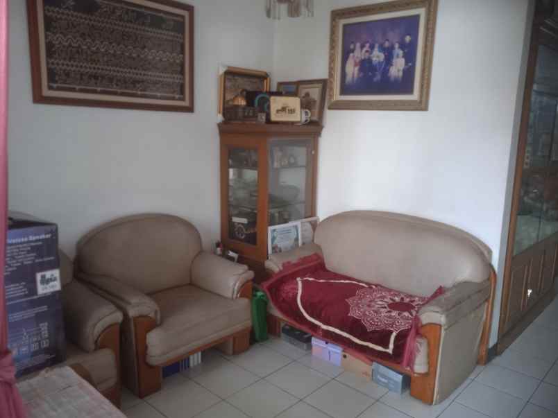 dijual rumah buana gardenia