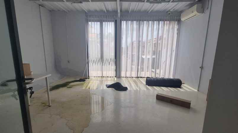 dijual rumah bukit gading mediterania