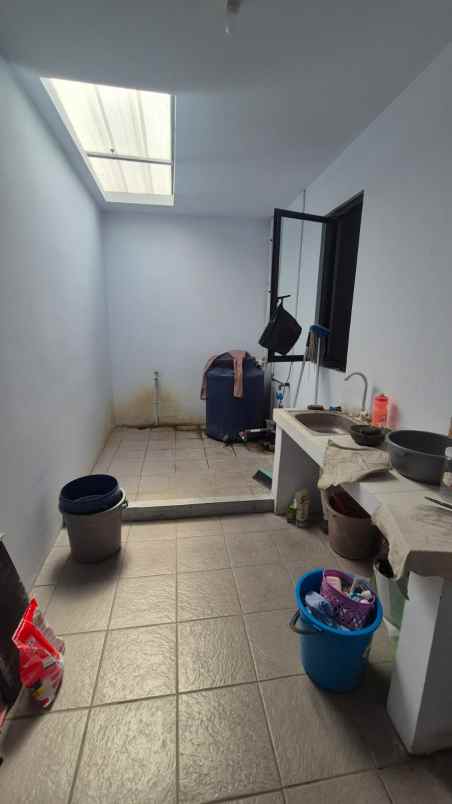 dijual rumah bukit gading mediterania