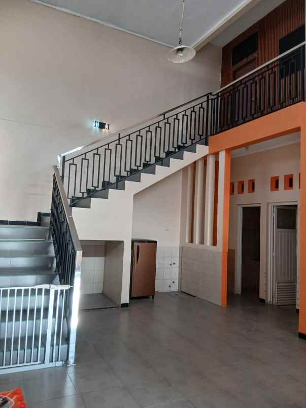 dijual rumah bukit kencana