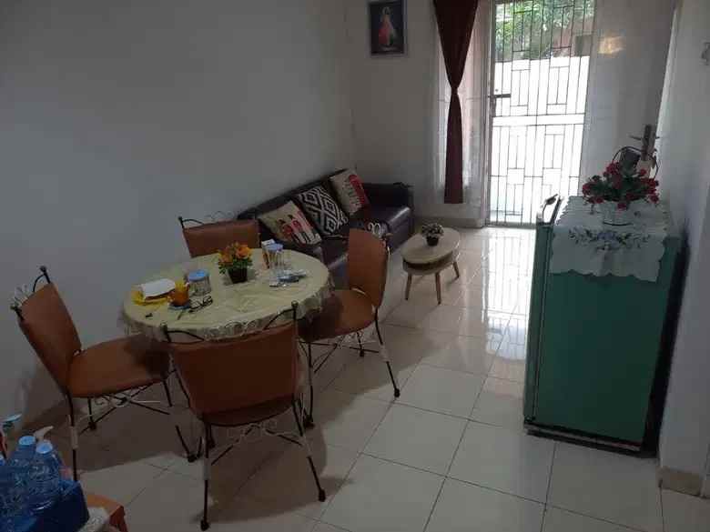 dijual rumah bumi panyawangan