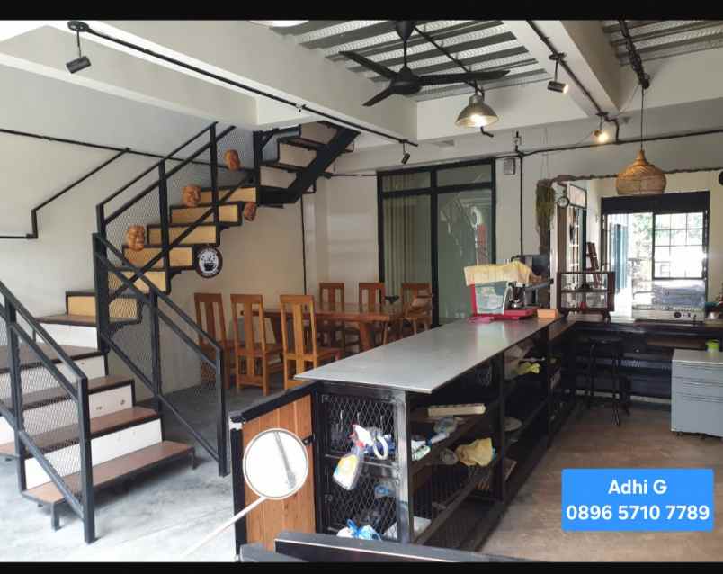 dijual rumah caffe di arcamanik