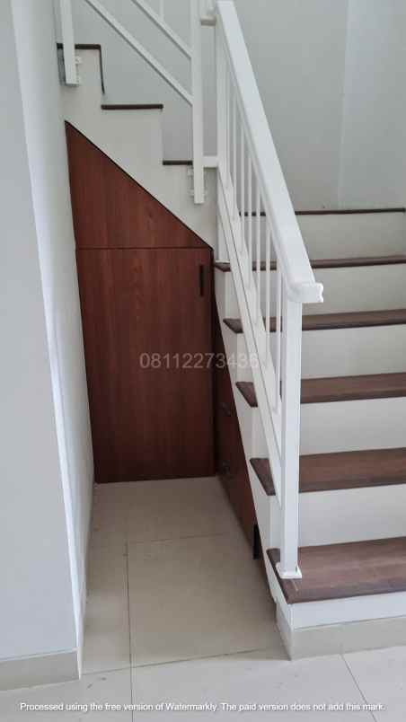 dijual rumah cibaligo