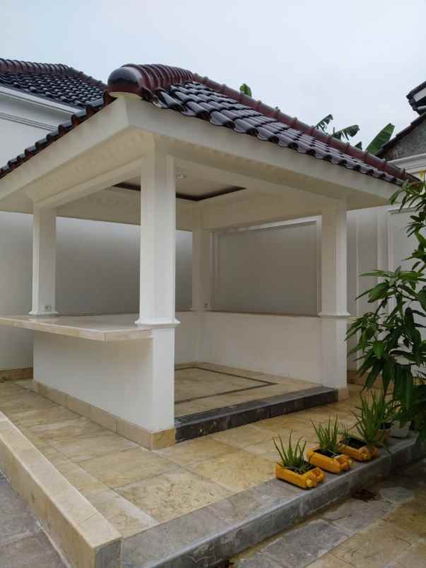 dijual rumah ciganjur