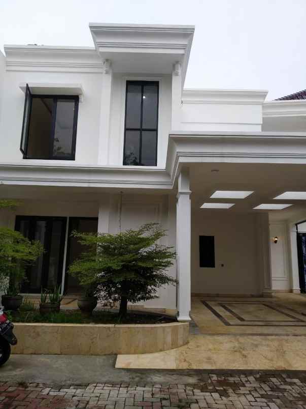 dijual rumah ciganjur