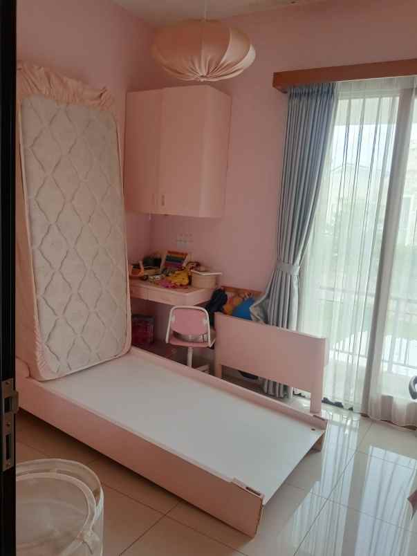 dijual rumah cipadu larangan tangerang