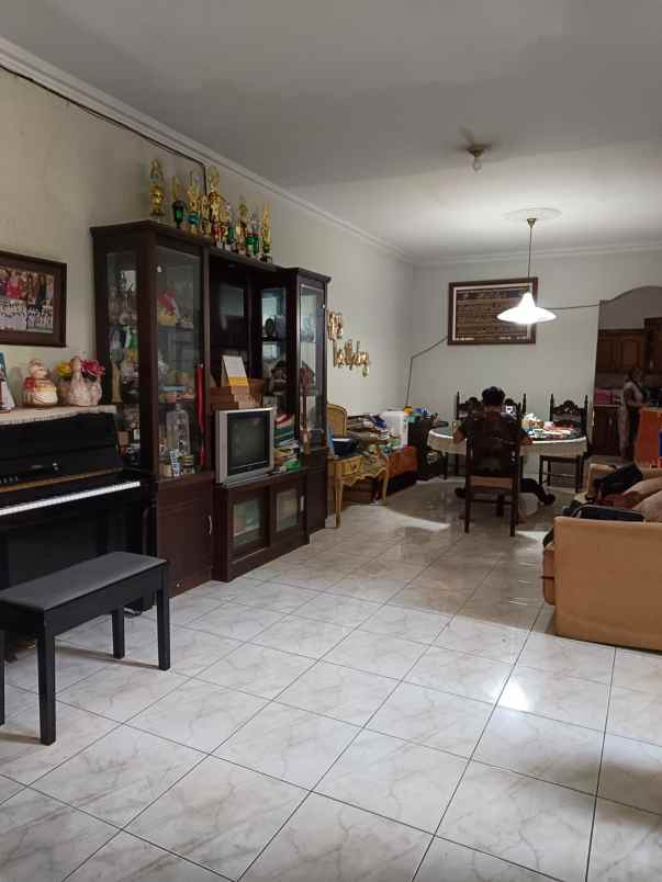 dijual rumah cipete utara jakarta selatan