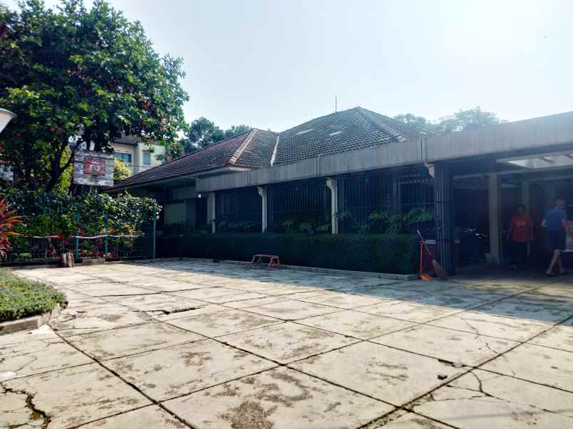 dijual rumah cisitu dago asri