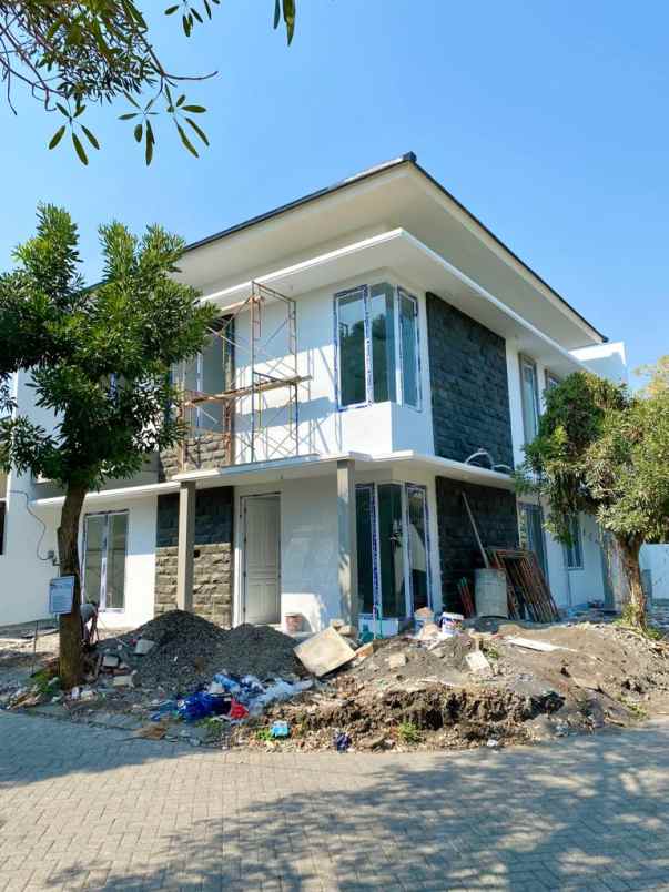 dijual rumah citraland