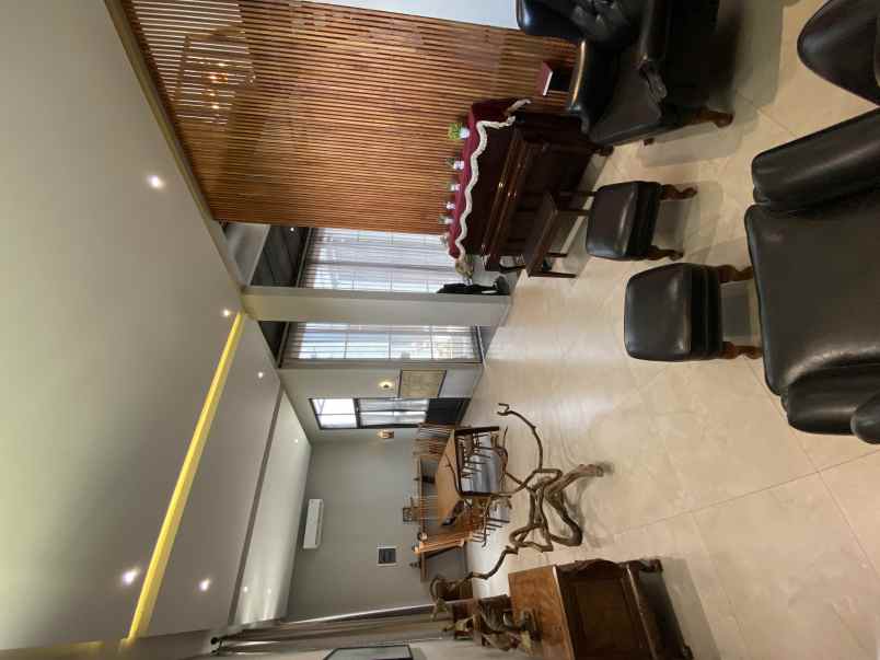 dijual rumah cluster aristoteles