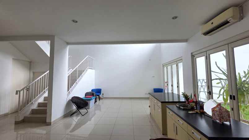 dijual rumah cluster asera one kota