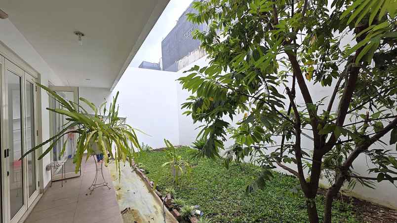 dijual rumah cluster asera one kota