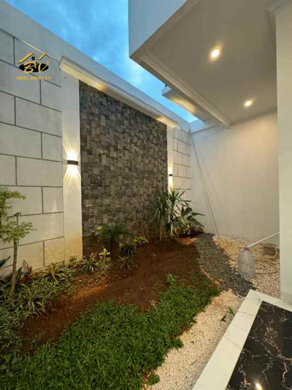 dijual rumah cluster ciganjur jagakarsa