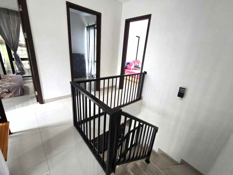 dijual rumah cluster mahakam jgc