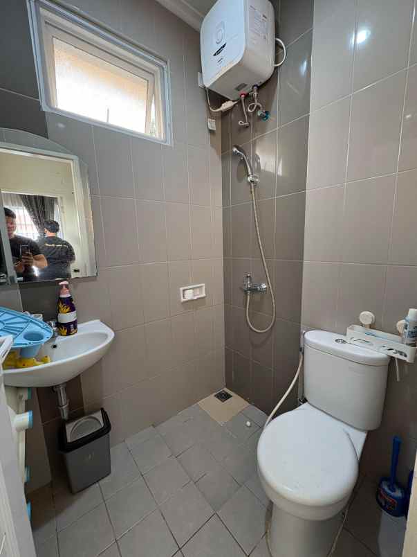 dijual rumah cluster milano village