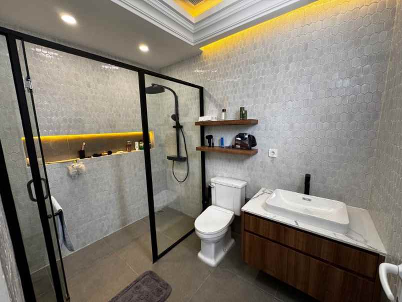 dijual rumah cluster vernonia