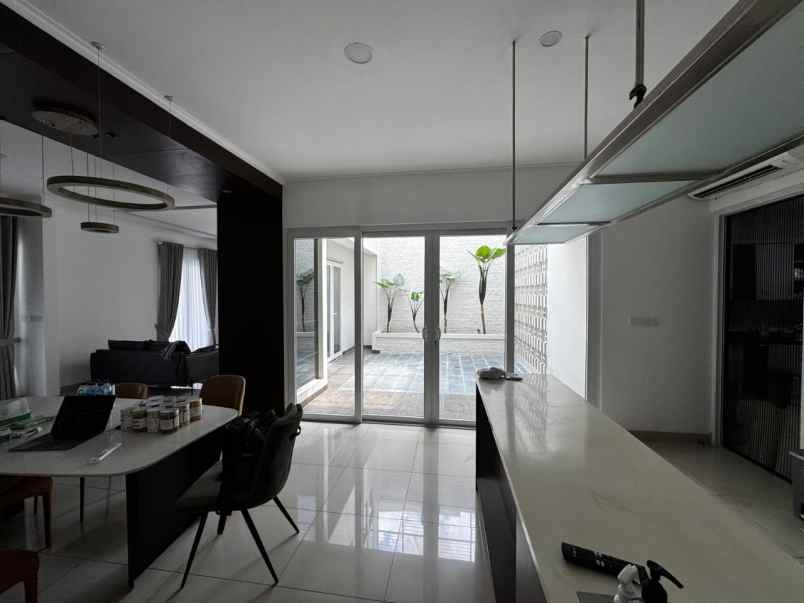 dijual rumah cluster vernonia