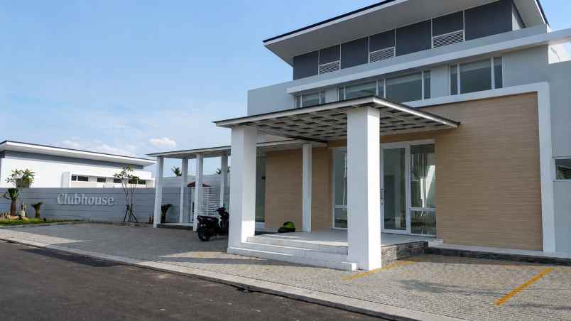 dijual rumah cluster yarra jgc jakarta