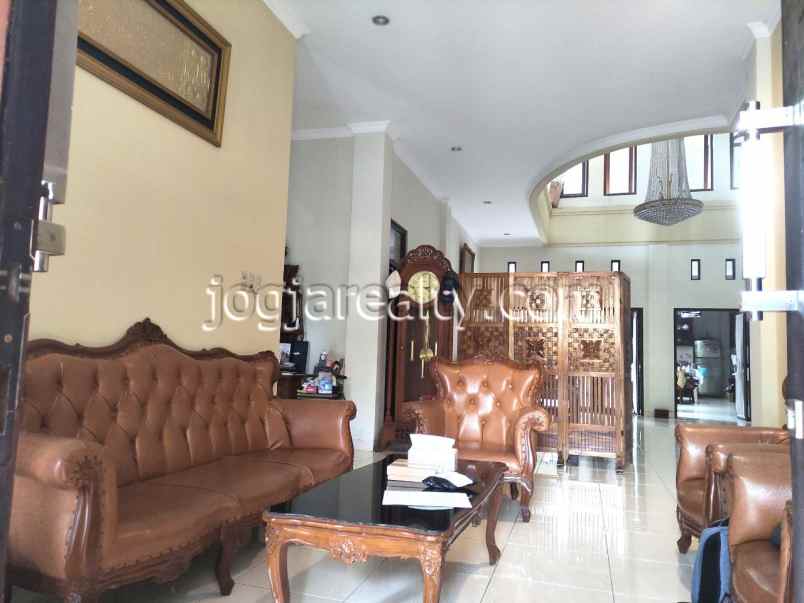 dijual rumah condongcatur depok sleman