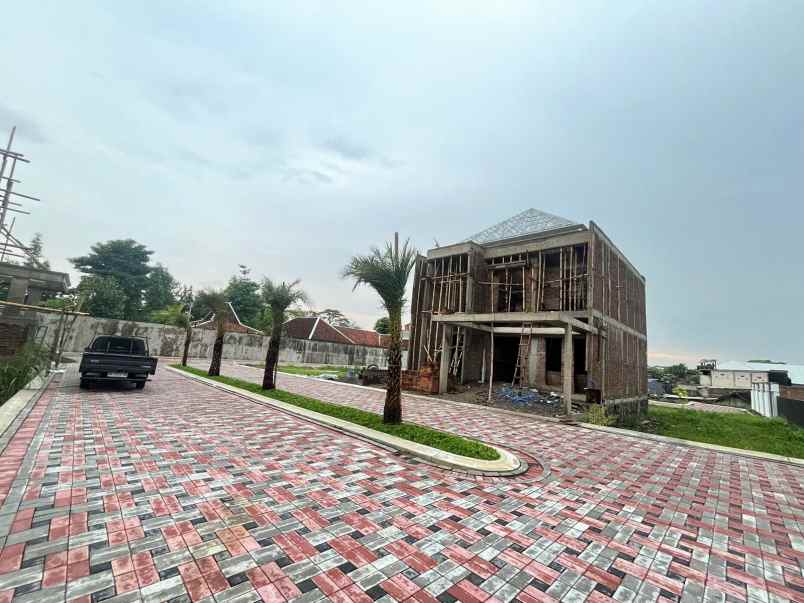 dijual rumah condongcatur depok sleman