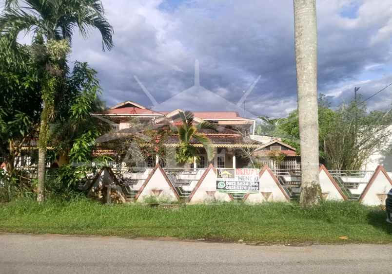 dijual rumah dan tanah strategis akcaya pontianak