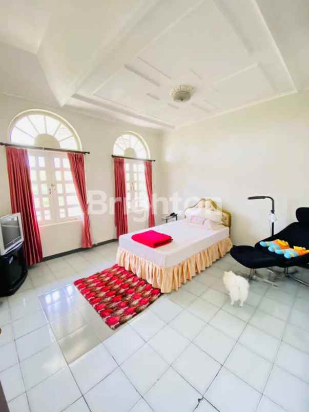 dijual rumah dharmahusada indah