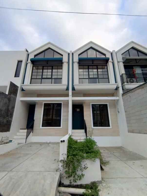 dijual rumah di kawasan asri gland cilengkrang