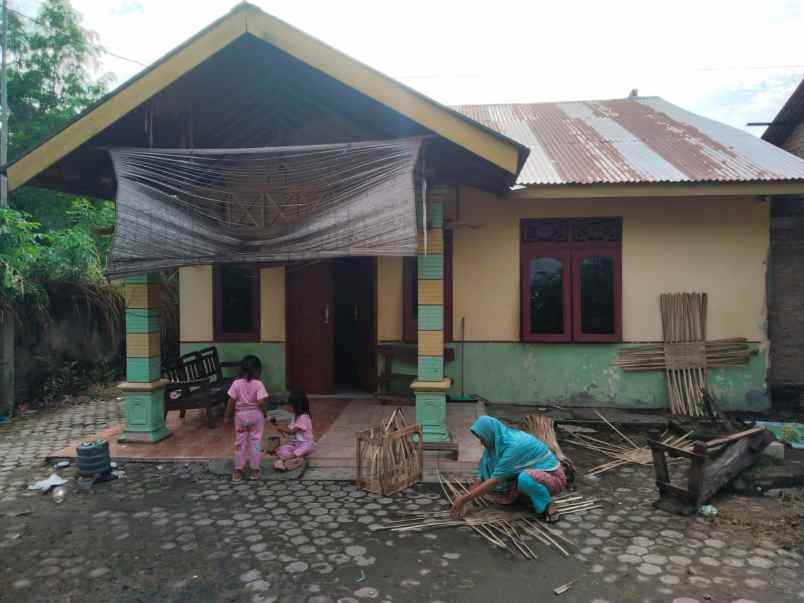 dijual rumah dijual rumah 5 pintu di