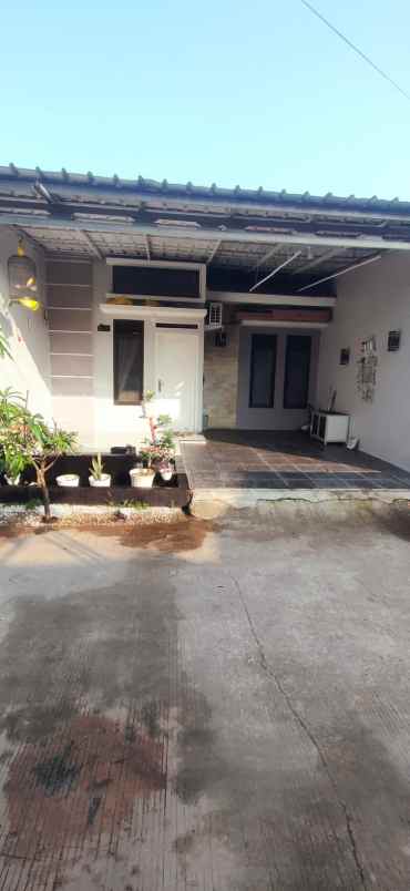 dijual rumah diover kredit rumah di