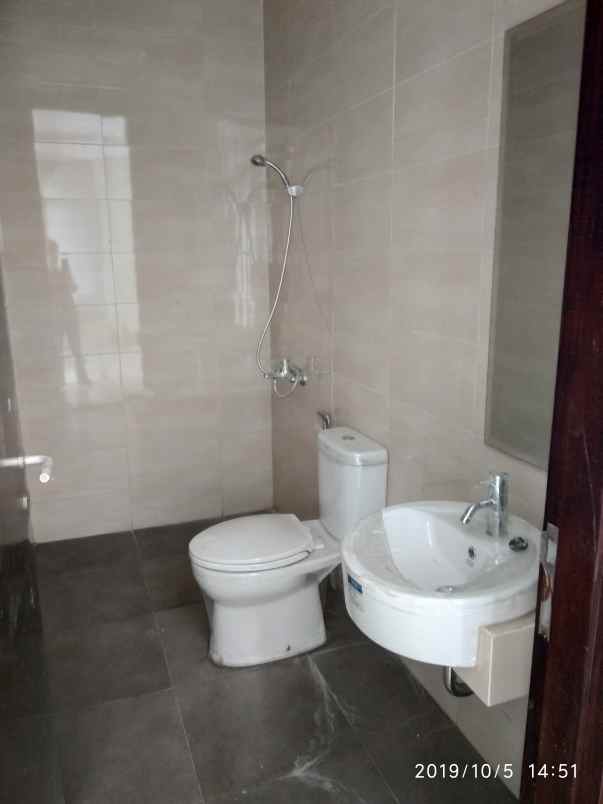 dijual rumah discovery flamine